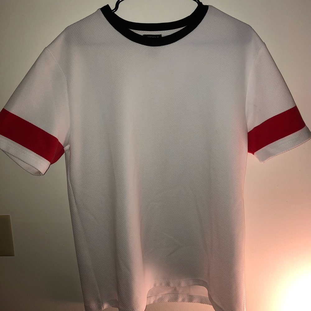 White Forever 21 t-shirt